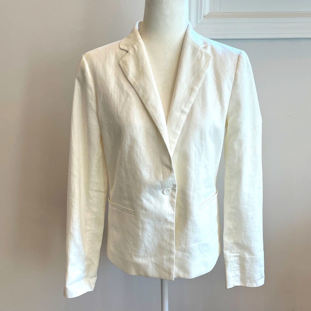 Ann Taylor LOFT White Suit Jacket Size 6